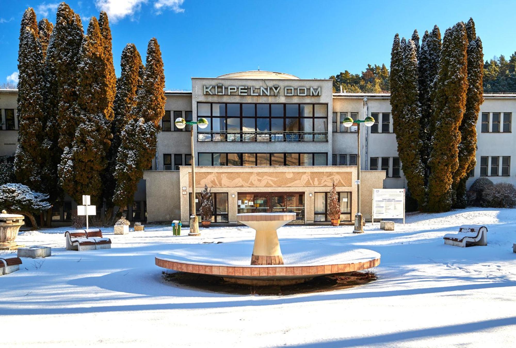 Hotel Palace - Kupele Sliač Zewnętrze zdjęcie