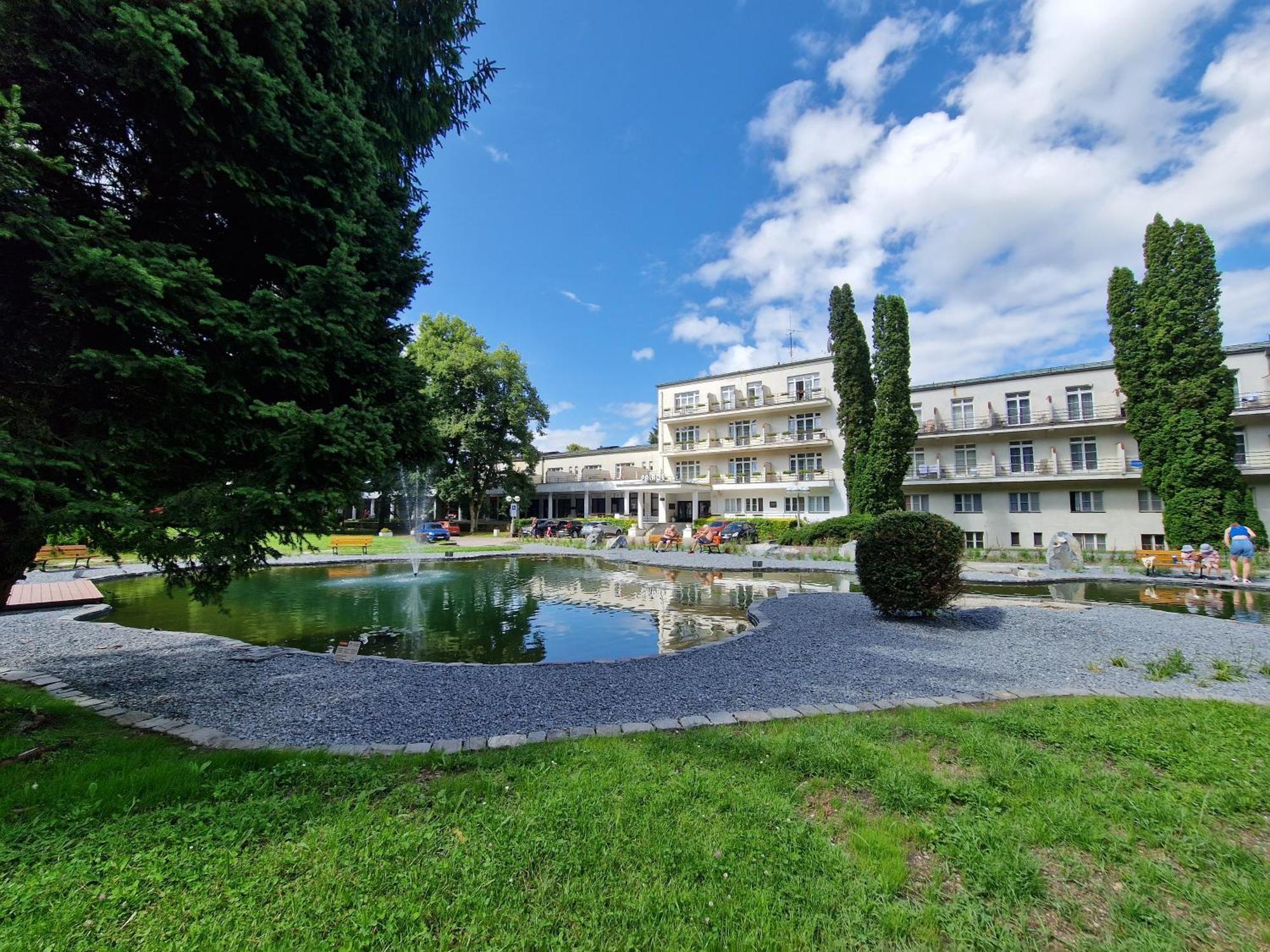 Hotel Palace - Kupele Sliač Zewnętrze zdjęcie