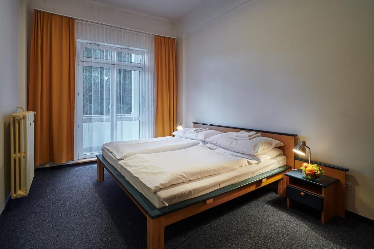 Hotel Palace - Kupele Sliač Zewnętrze zdjęcie