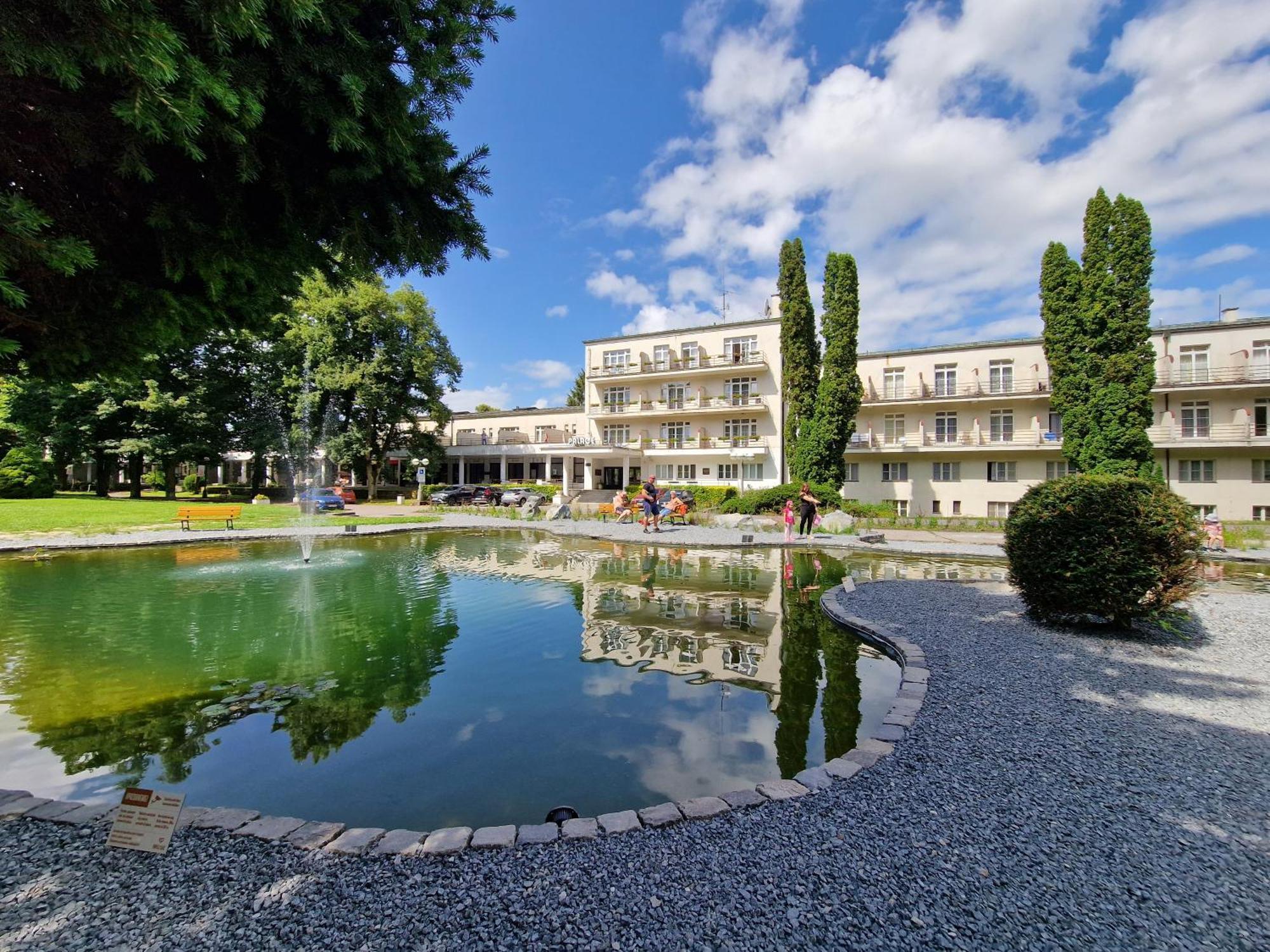 Hotel Palace - Kupele Sliač Zewnętrze zdjęcie