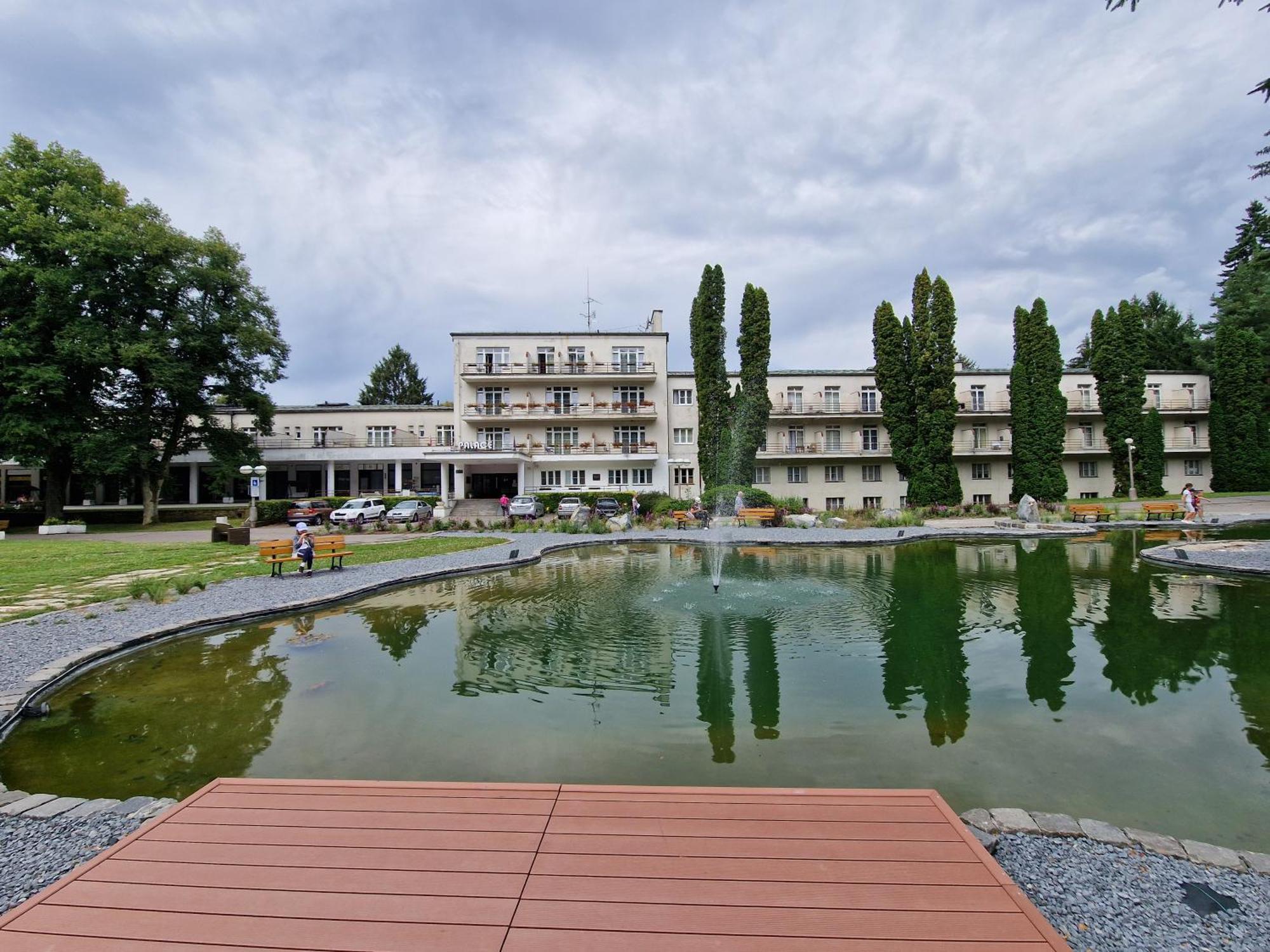 Hotel Palace - Kupele Sliač Zewnętrze zdjęcie